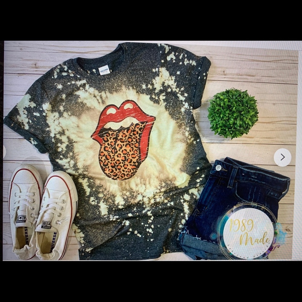 Vintage Bleach Rolling Stone Red Lips Tshirt